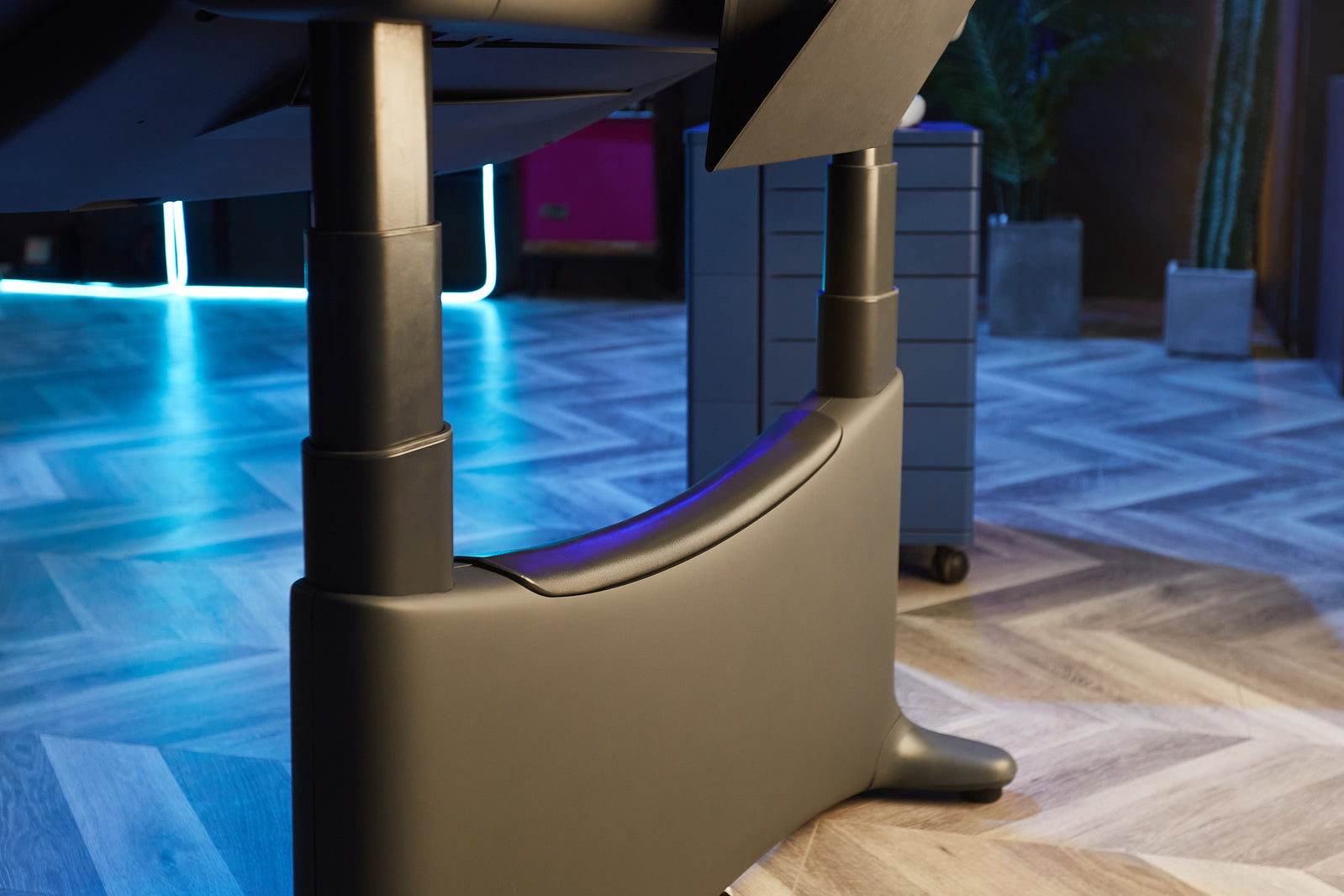 UPON MINI Height Adjustable Sit-Stand Desk